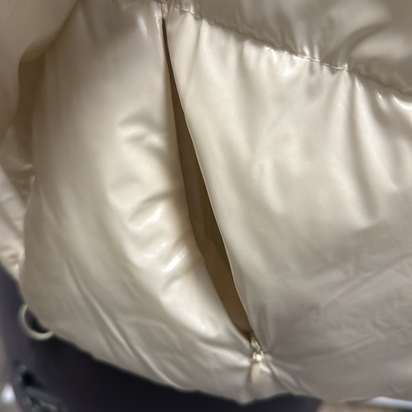 Winter coat for women - Picture 6 of 8